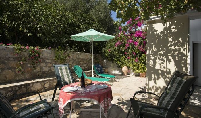 Outdoor Dining Area, Eleni's Cottage, Kefalonia