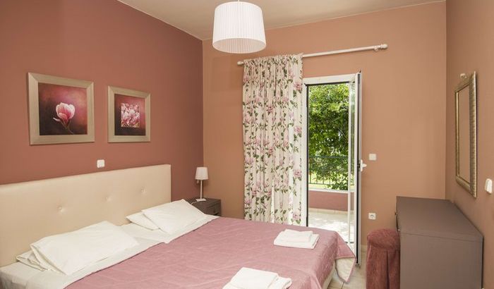 Double Bedroom, Trapezaki Villas, Kefalonia
