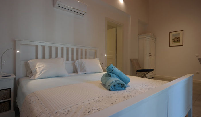 Double bedroom, Villa Gregory, Corfu