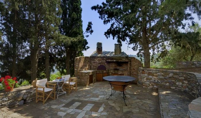 BBQ area, House of Dimitri, Skopelos