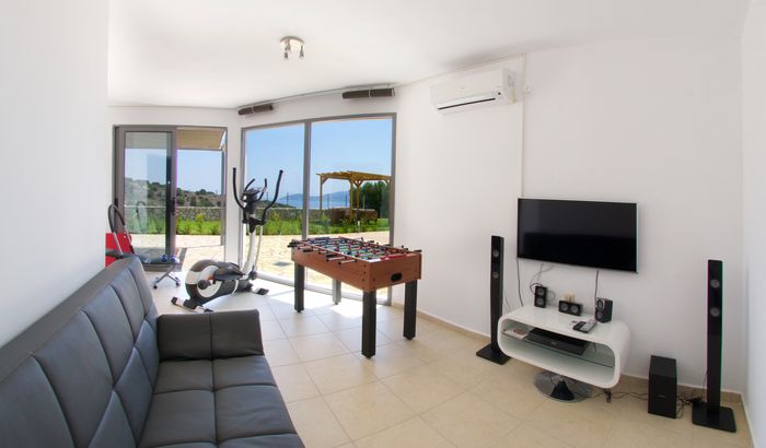 Horizon Villas Games Room, Kefalonia