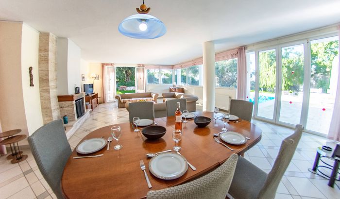 Lounge and dining area, Villa Myrto-Kalami, Corfu