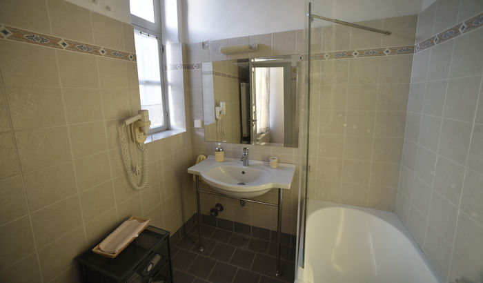 Bathroom, Molyvos Manor, Lesvos
