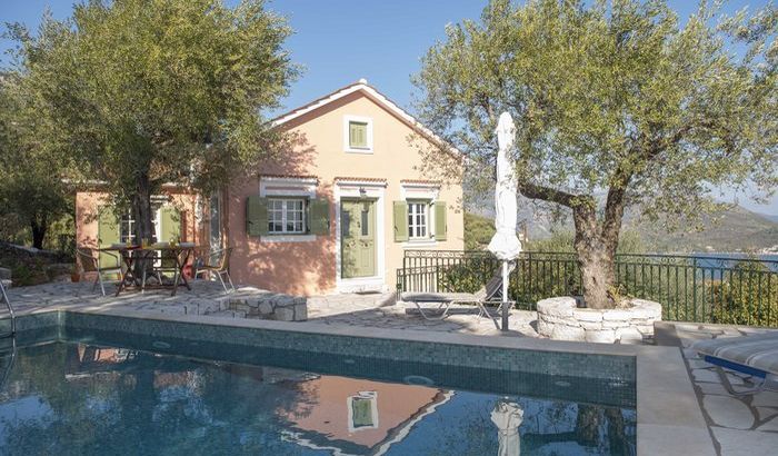 Swimming Pool, Villa Nondas