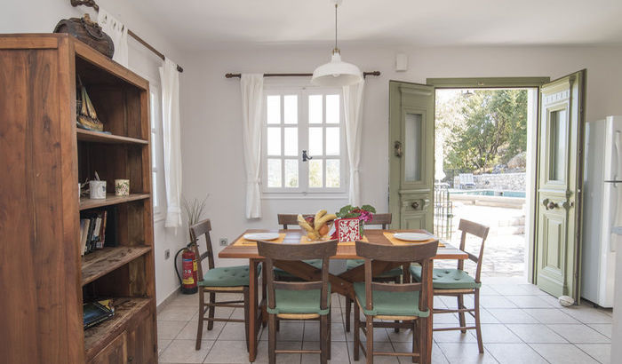 Dining Area, Villa Nondas