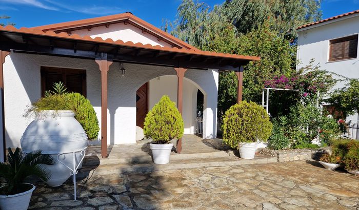 Achladies Beach Cottages, Skiathos