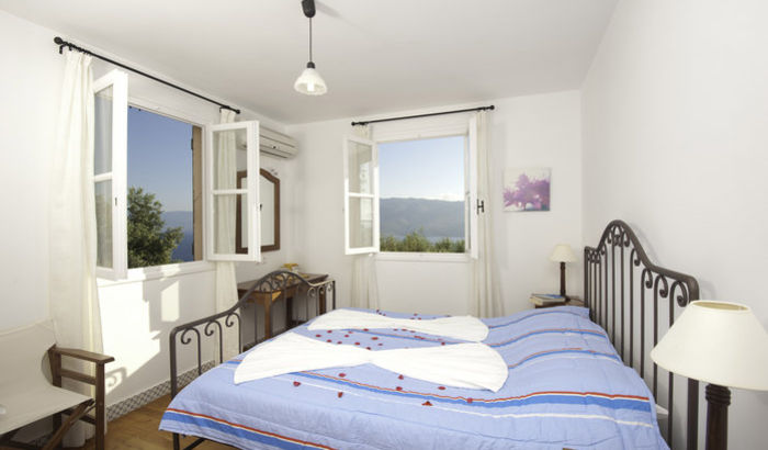 Villa Calypso bedroom, The Lefki Villas, Ithaca