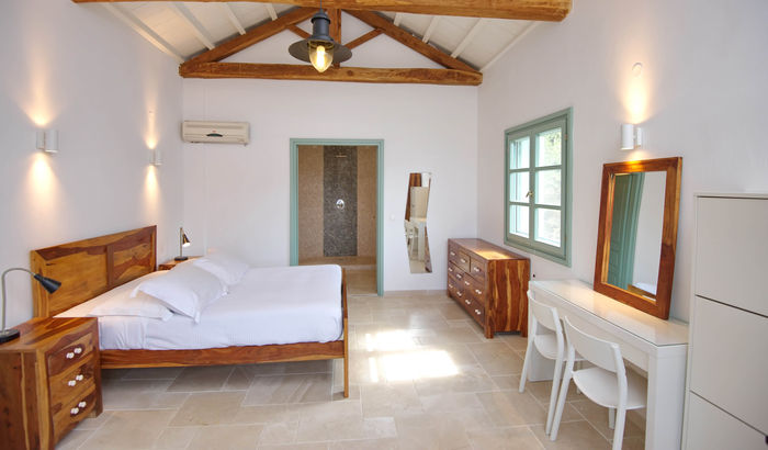 Double bedroom with en suite, Villa Aquilo, Alonissos