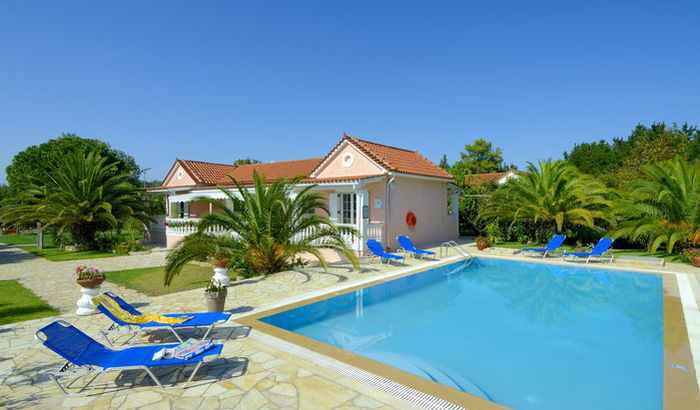 Villa Halikounas, Corfu