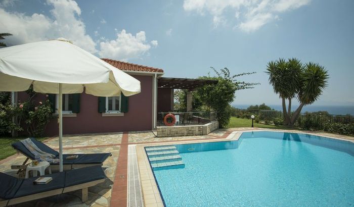 Swimming Pool, Trapezaki Villas, Kefalonia