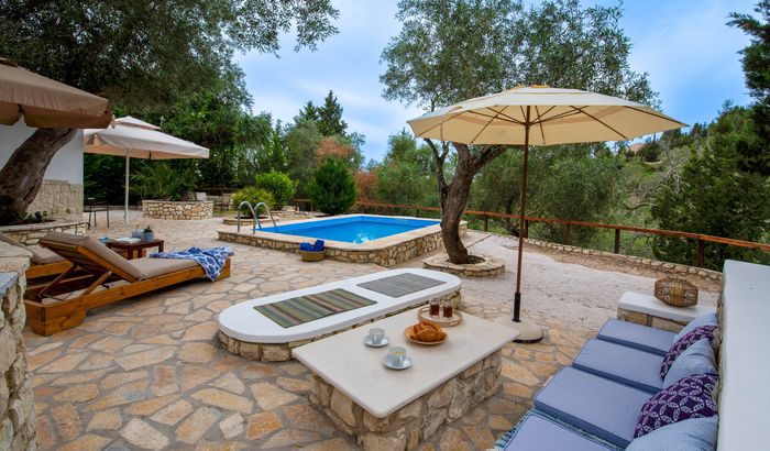 White Cliff Suite, Paxos